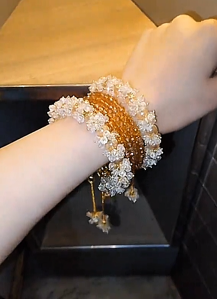 White Gajra & bangle set