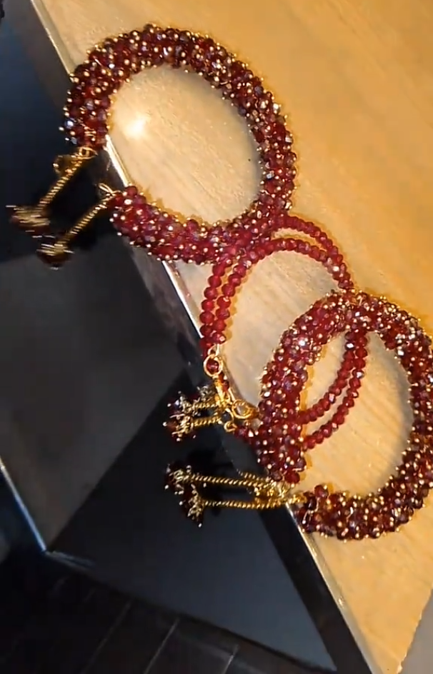 Pink & Maroon Gajra Set